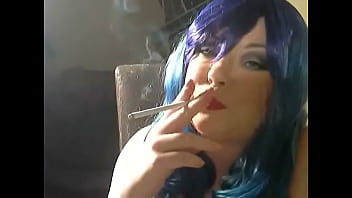 Chubby Domme Chain Smoking 2 Eve Cigs